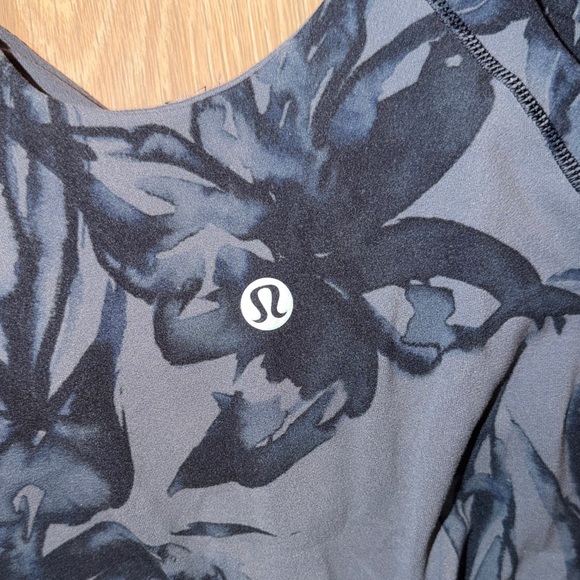 Lululemon align tank - Picture 2 of 2